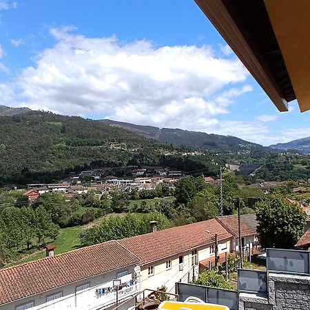 Casa Amarela Da Canicada Vieira do Minho Bagian luar foto