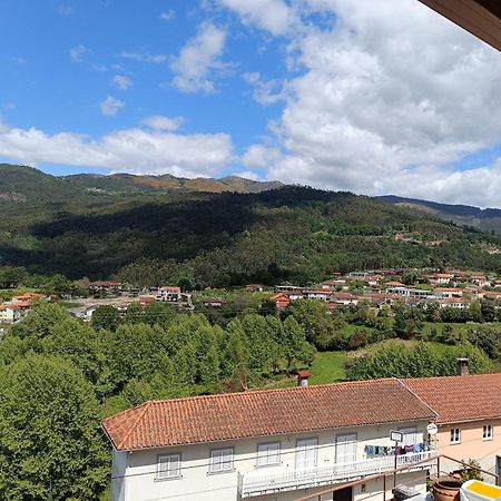 Casa Amarela Da Canicada Vieira do Minho Bagian luar foto