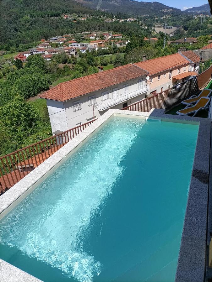 Casa Amarela Da Canicada Vieira do Minho Bagian luar foto