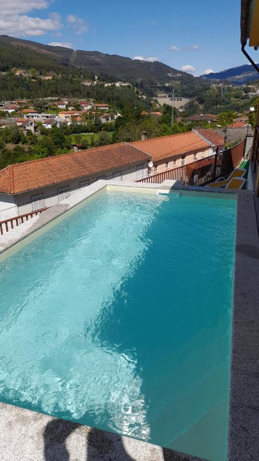 Casa Amarela Da Canicada Vieira do Minho Bagian luar foto